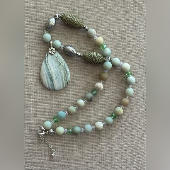 22-1/2 inch Beautiful Amazonite bead necklace NWOT - Picture 4 of 15